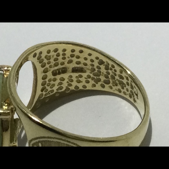 Jade 10K Gold Ring - Picture 4 of 8